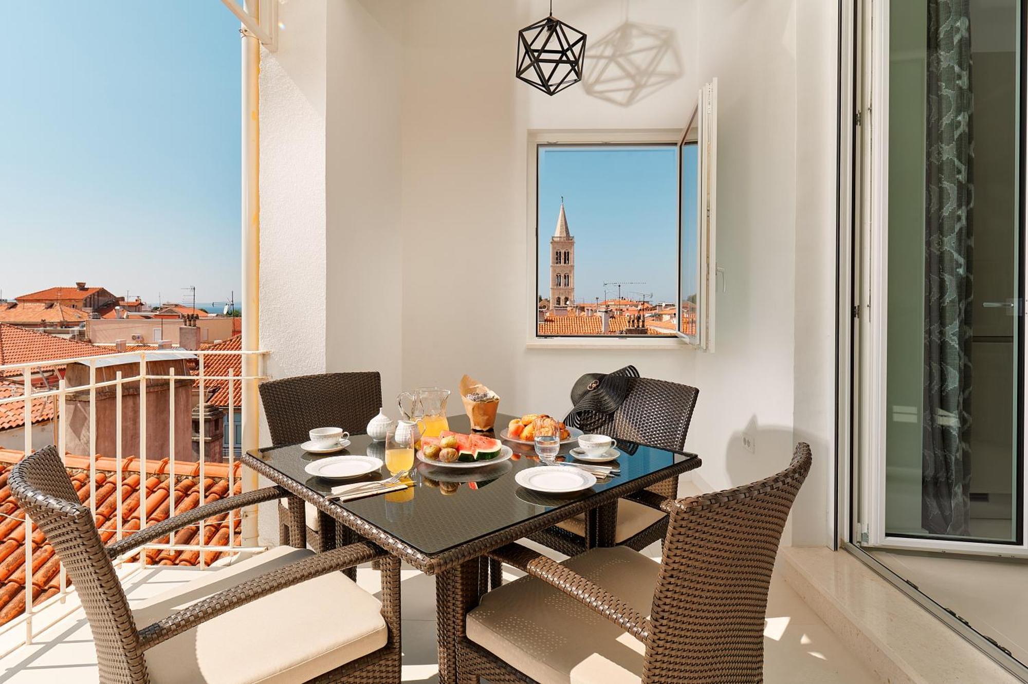 The Central Pearl Apartment Задар Екстериор снимка